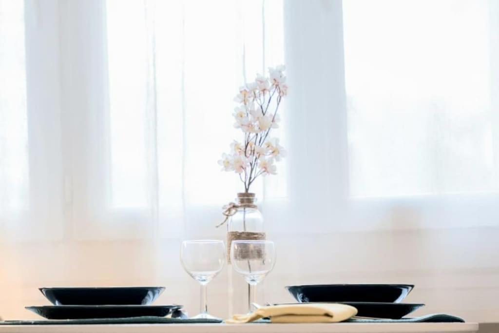 Studio Cosy Proche Lyon Part Dieu Apartment Villeurbanne Bagian luar foto